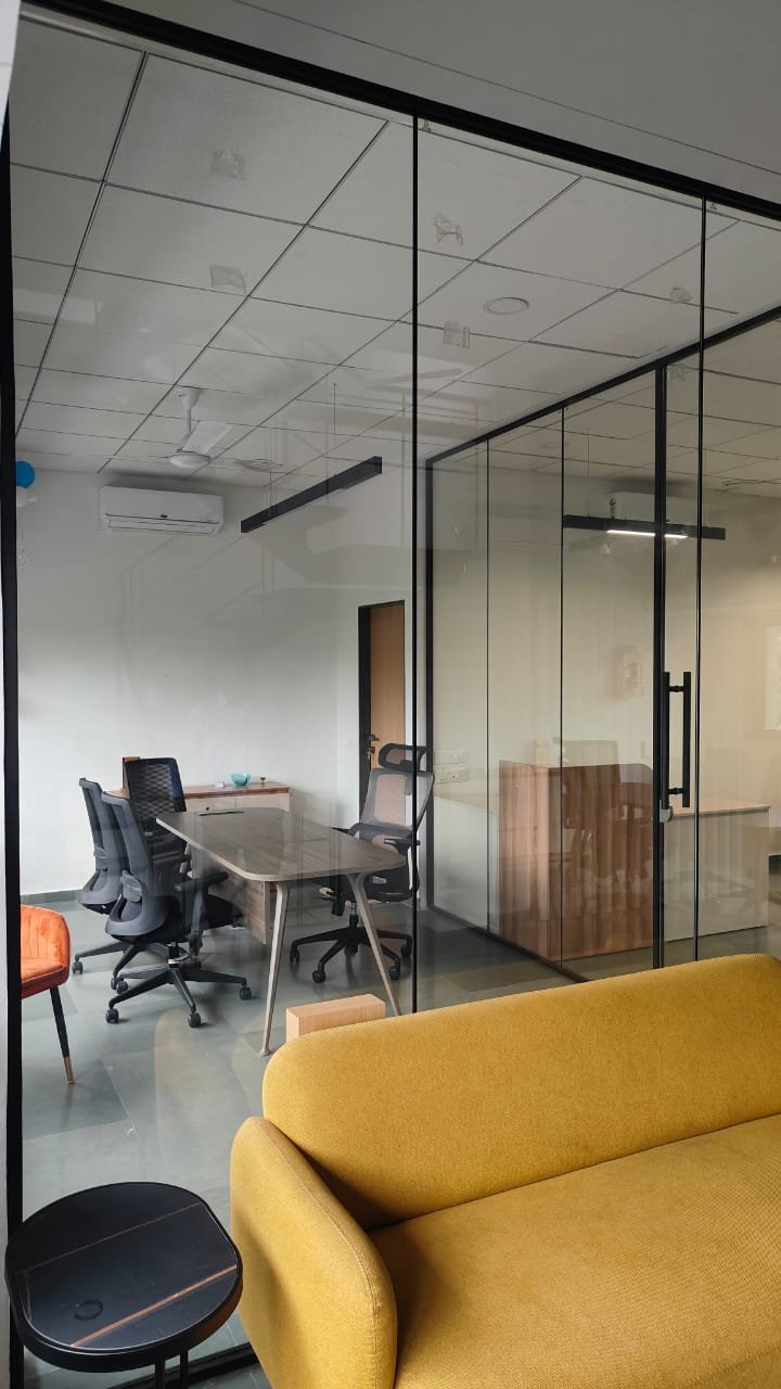 VP-25 Glass Partition